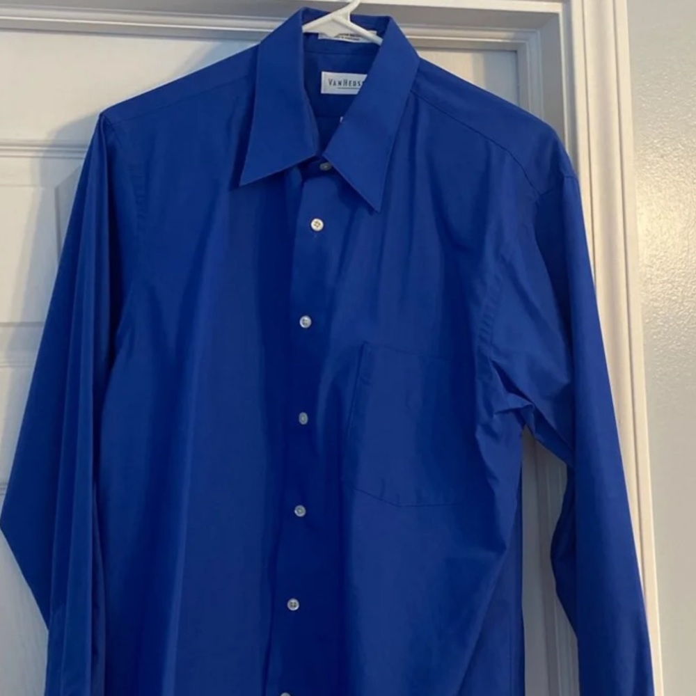 Men’s dress shirts